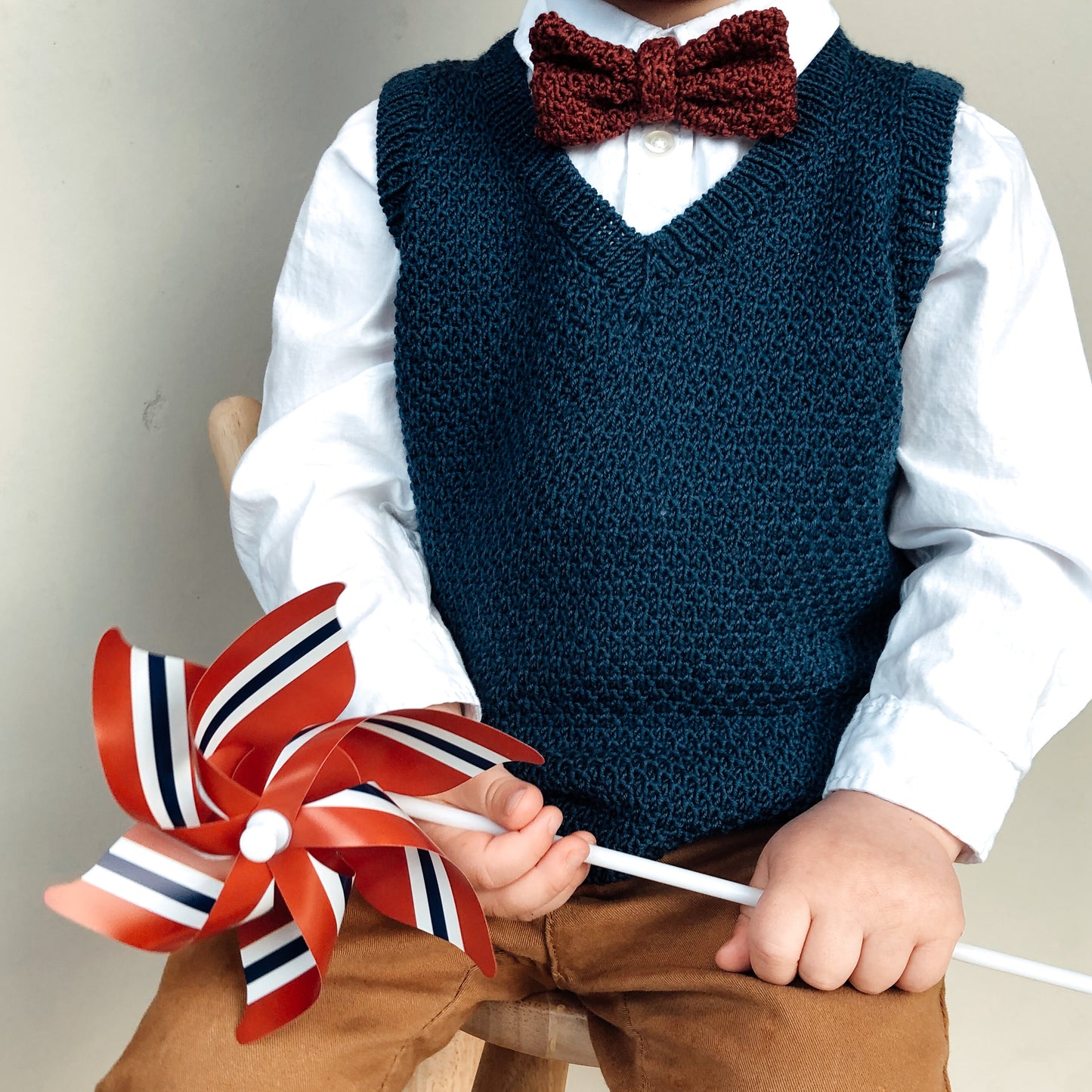 Ailo bow and tie